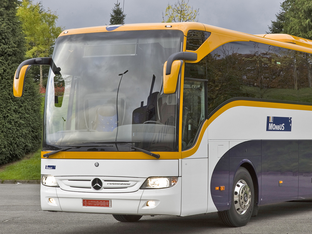 Pel que fa a la qualitat del servei, Monbus s’ha compromès a incorporar un cap de servei i a reforçar els equips operatius i d’inspecció.